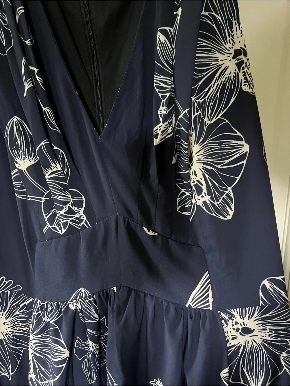 eshakti Navy and White Floral V-Neck Maxi Dress